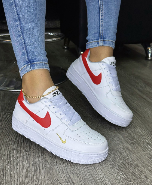 NIKE AIR FORCÉ ONE