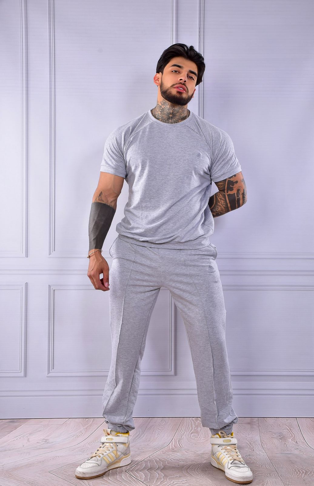 CONJUNTO DEPORTIVO