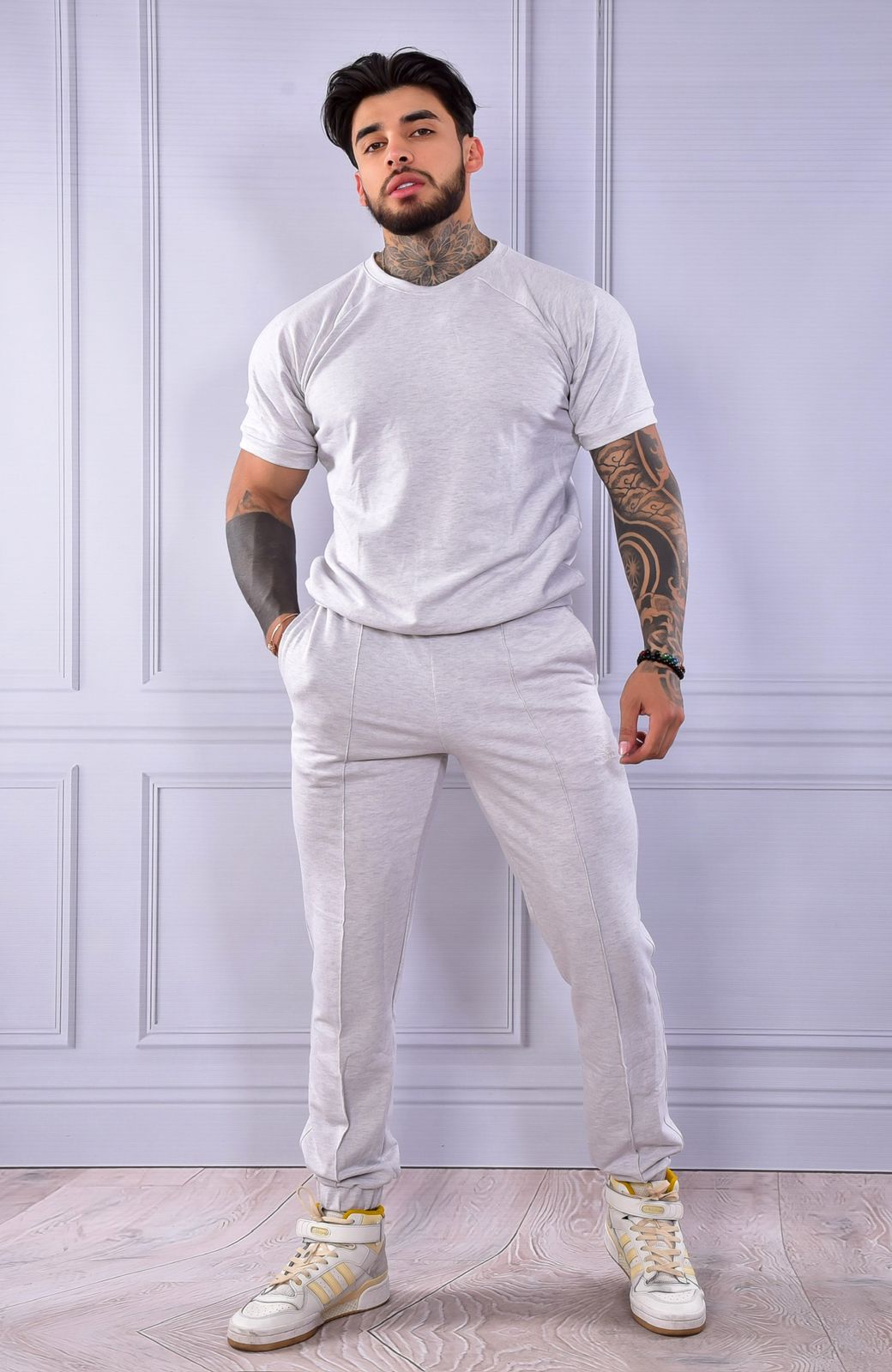 CONJUNTO DEPORTIVO